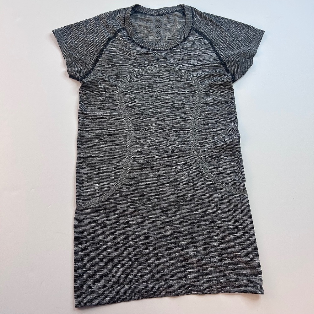 Lululemon Dry Fit athletic shirt size 4
